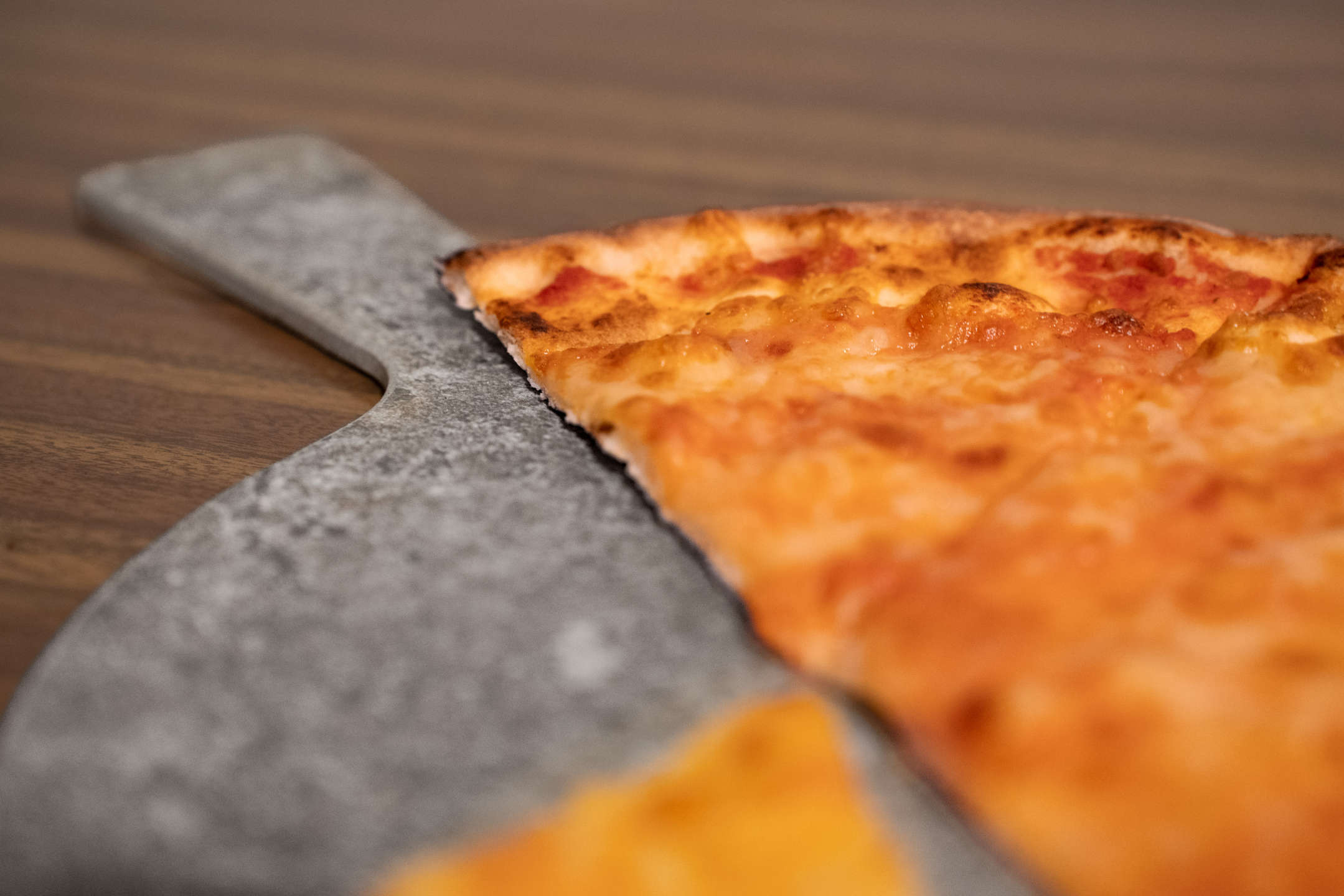 Tagliere per pizza in gres - La Bottega del Marmo s.r.l.
